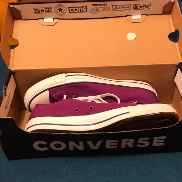 Converse Unisex Sneakers - Picture 10 of 10